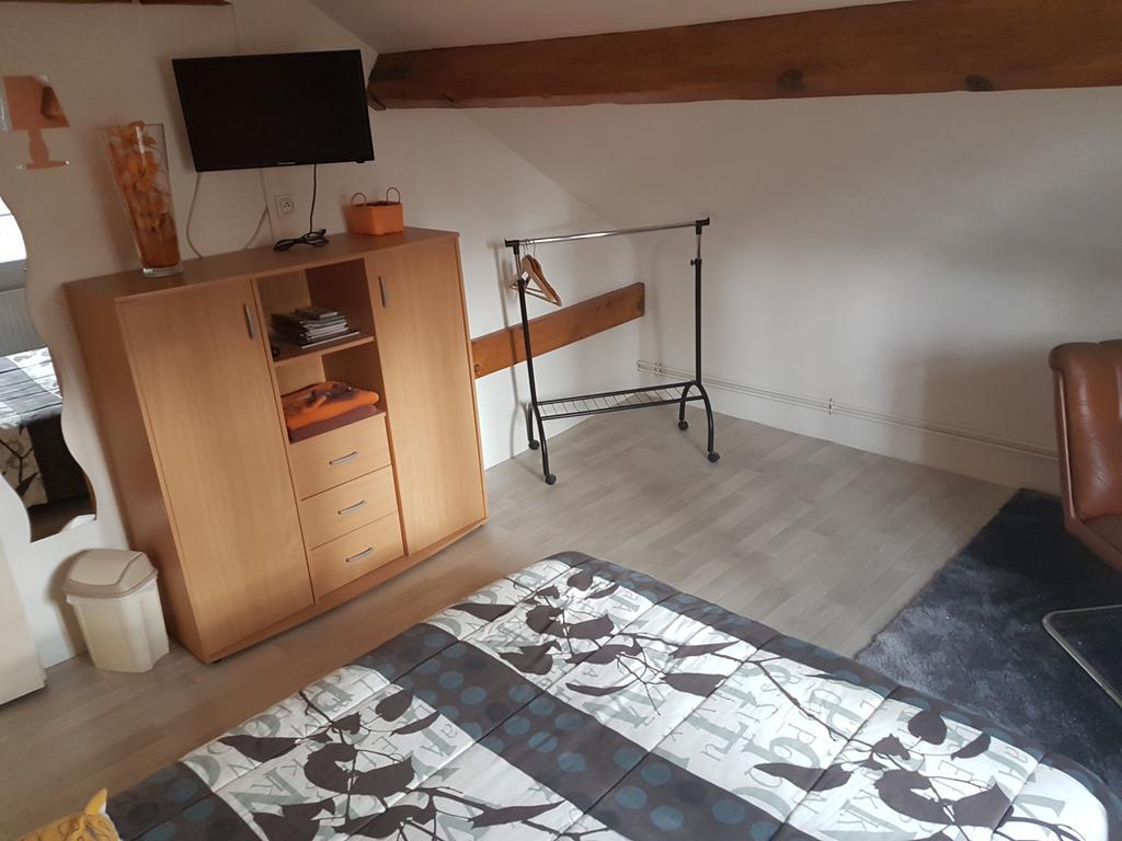 La Demi-Lune Bed and Breakfast Bailleval Esterno foto