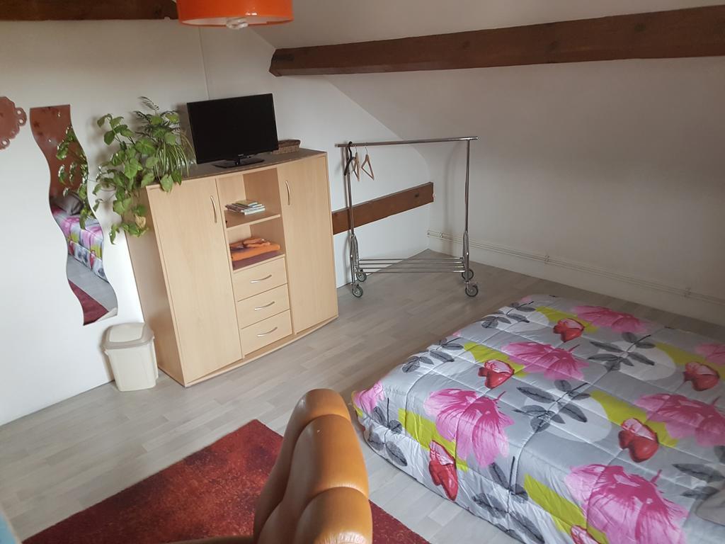 La Demi-Lune Bed and Breakfast Bailleval Esterno foto